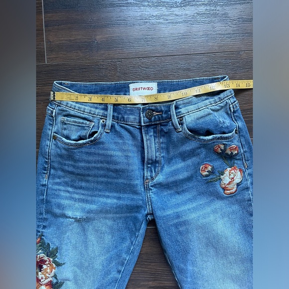Driftwood Audrey embroidered denim - Picture 4 of 8
